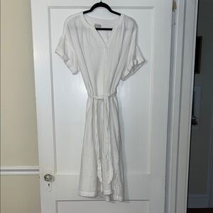 Wonderly XL White Dress